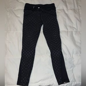 Lululemon Leggings - Mid Rise - Camo Print - size 4